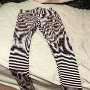 Striped leggings